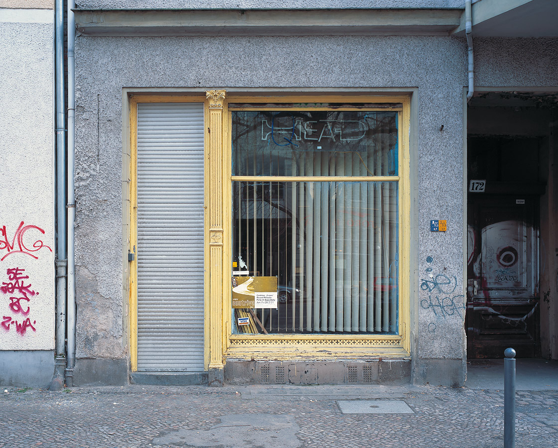 Temporary Spaces - Kitty Yo! Au&szlig;en, 2001